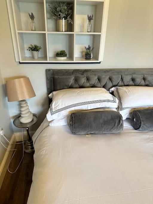 Beautiful Cotswold Couples Retreat Villa Bourton-on-the-Water Exterior foto