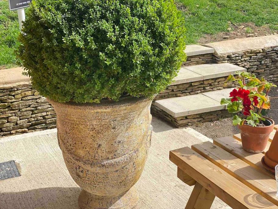 Beautiful Cotswold Couples Retreat Villa Bourton-on-the-Water Exterior foto
